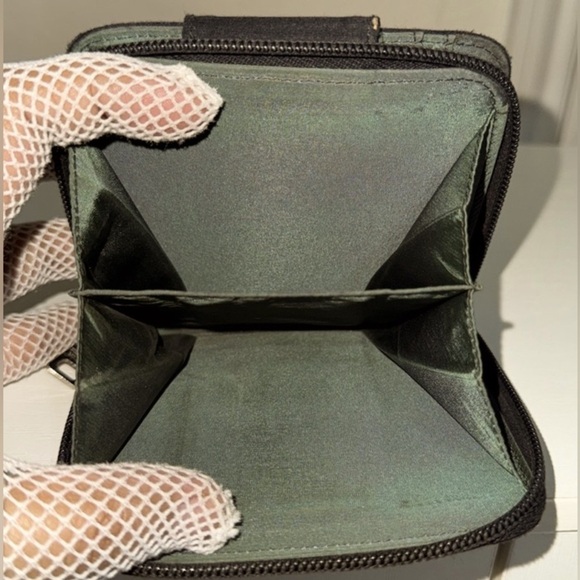 PRADA Nylon Small Wallet, Authentic. GUC - Picture 5 of 17